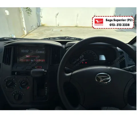 Daihatsu Gran Max Panel Van automatic dashboard and steering wheel, Saga Superior (PJ)