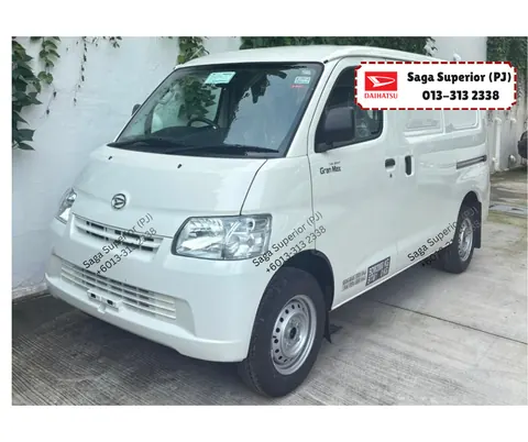 White Daihatsu Gran Max Panel Van automatic front view, Saga Superior (PJ)